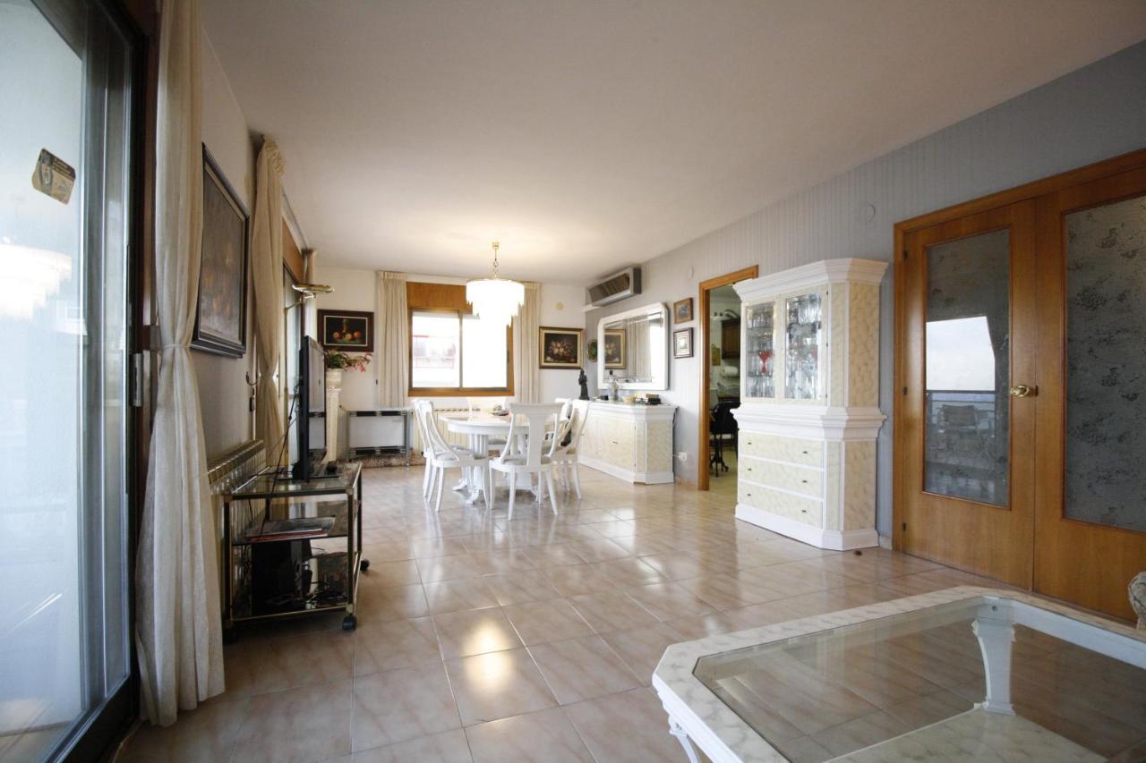 Apartamento Para 8 Sobre El Mar Apartment Salou Ngoại thất bức ảnh